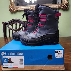 Columbia boot Youth Size 4 Waterproof Omni-Heat 400g Snow Boot  Inbox
